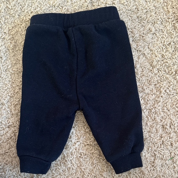 Old Navy Kids Navy Joggers - Picture 3 of 3